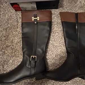 Karen Scott Black and Brown Heeled Boots